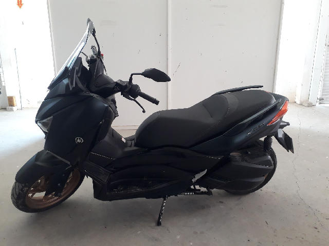 YAMAHA XMAX 2023