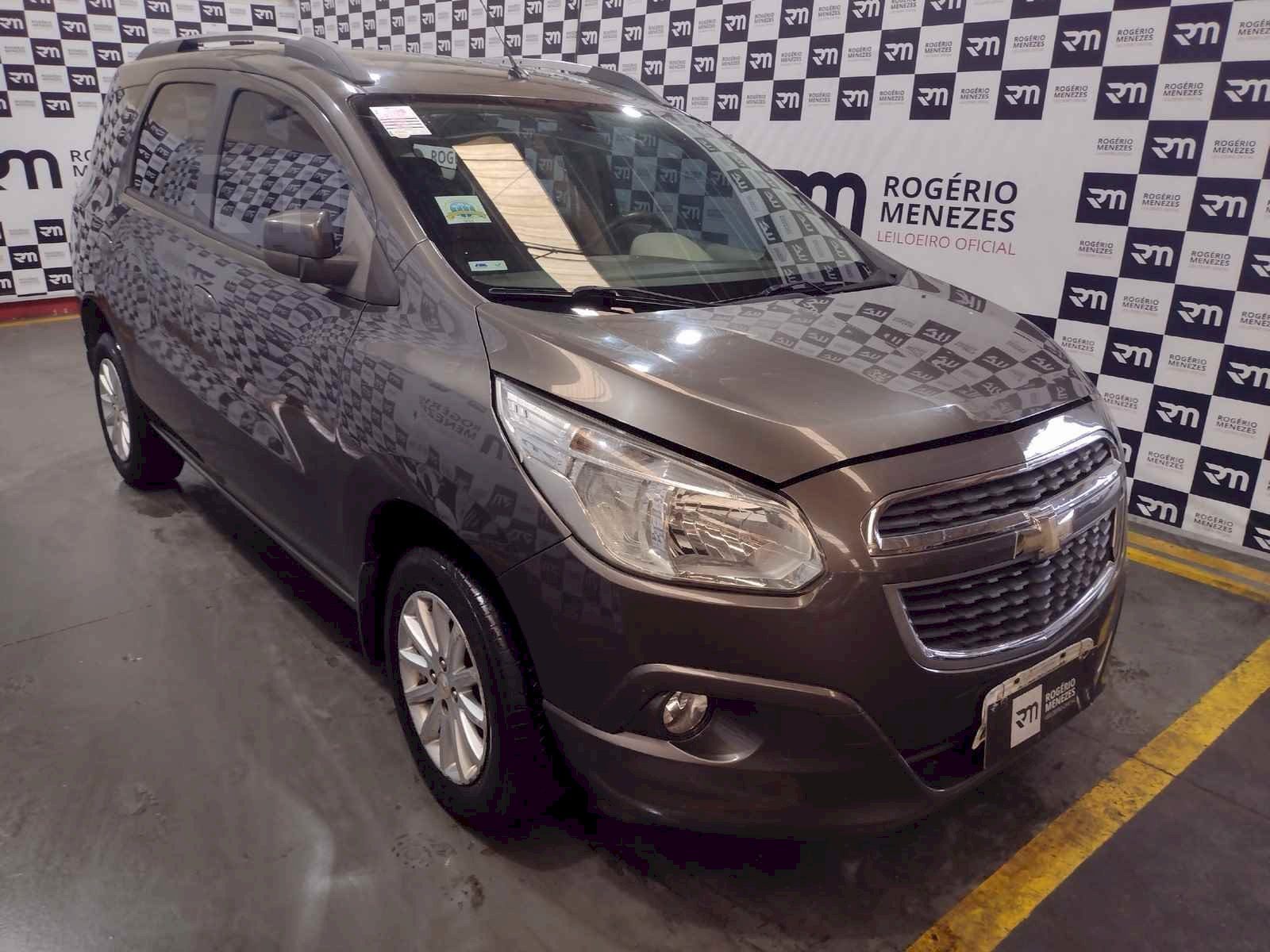 CHEVROLET SPIN 2015