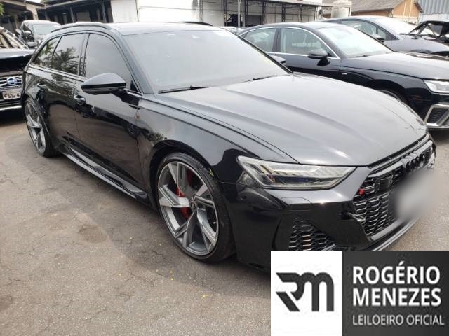 AUDI RS6 AVANT 2021